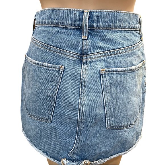 Adorable Aritzia denim mini - Picture 6 of 7